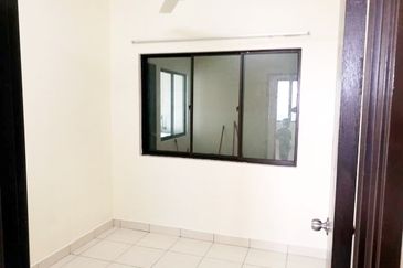 Indah Alam Condominium