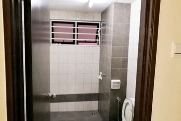 Indah Alam Condominium