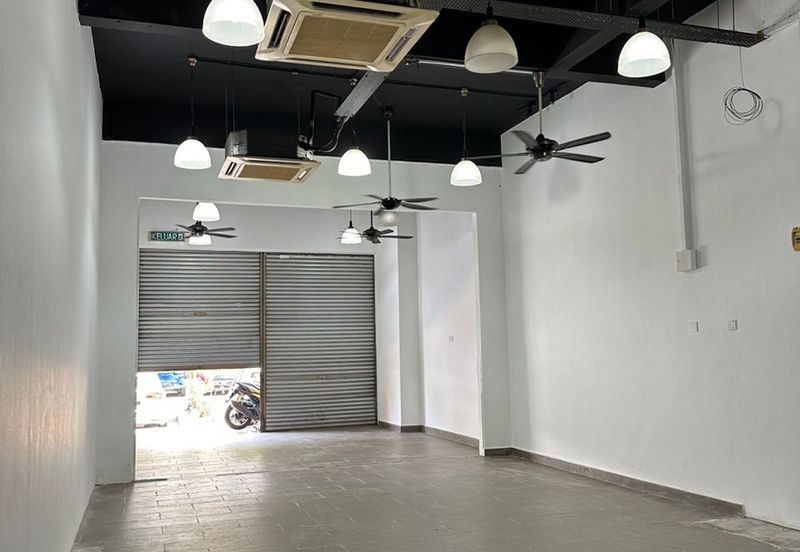 Pusat Komersial Seksyen 7