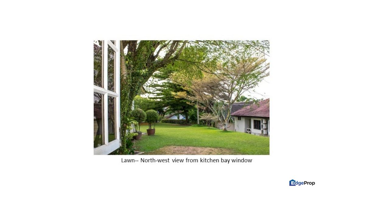 Bungalow with large land area for garden/extension, Selangor, Bangi