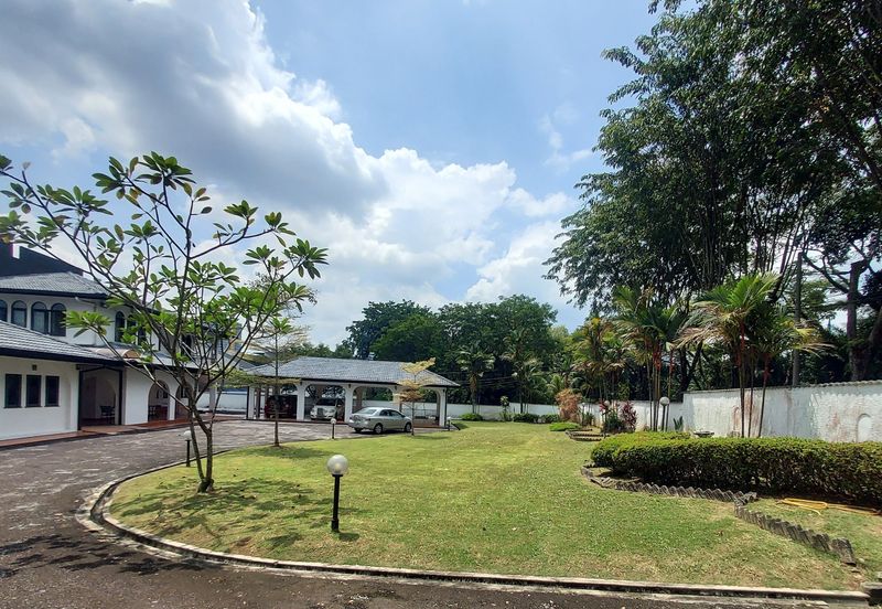 Seksyen 11, Shah Alam