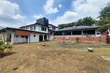 Seksyen 11, Shah Alam