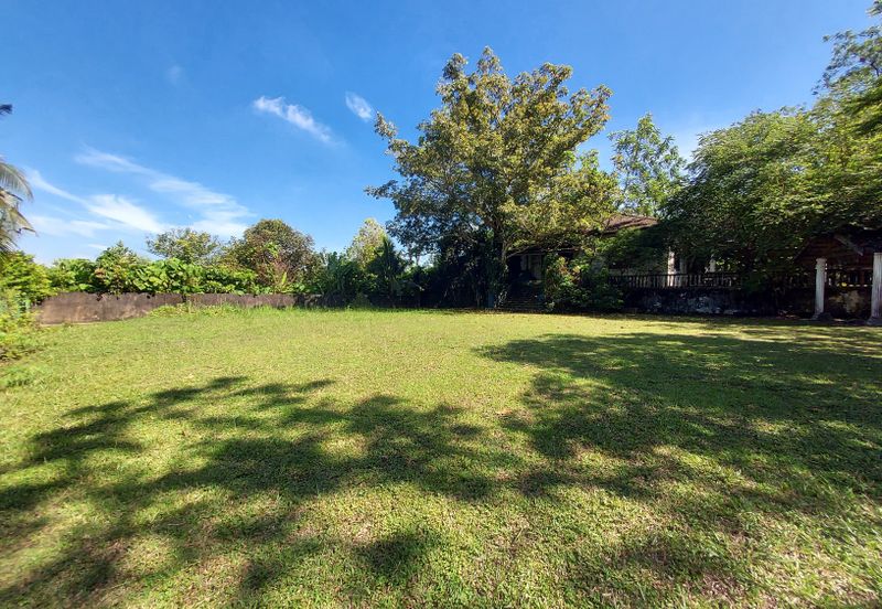 Bungalow land, flat land, 2 plots