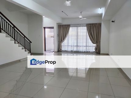 Double storey, with air conditioning units in all rooms, Selangor, Puchong