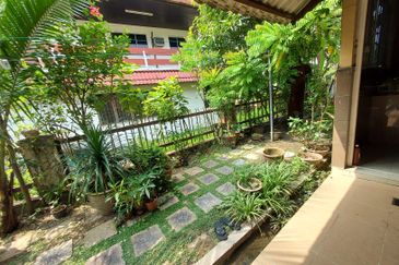 Seksyen 11, Shah Alam