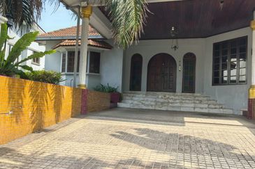 Seksyen 11, Shah Alam