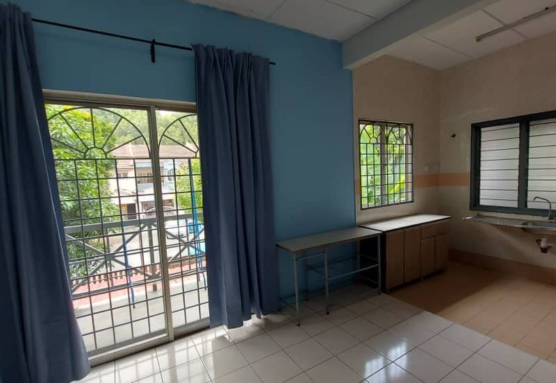 Jalan Pulau Angsa U10/26