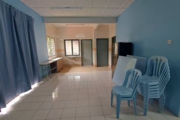 Jalan Pulau Angsa U10/26