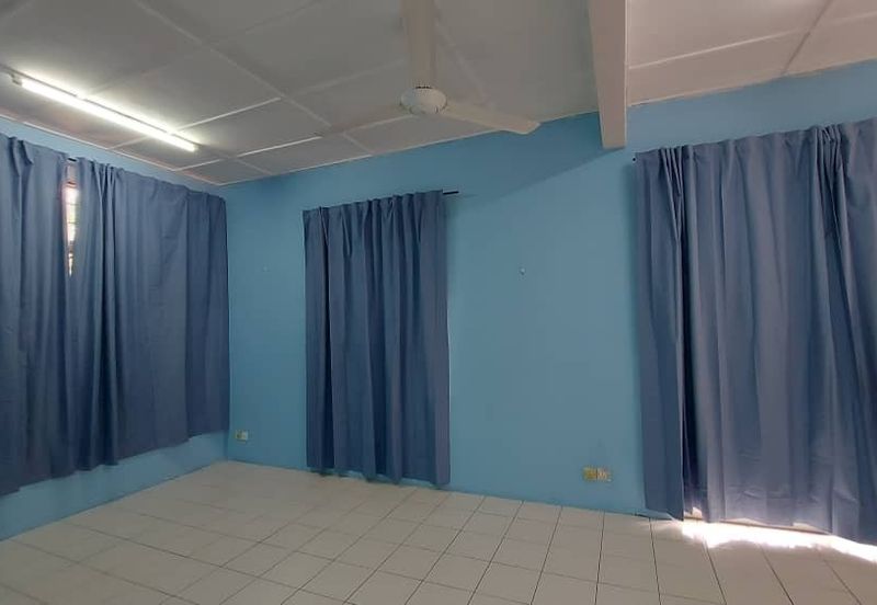 Jalan Pulau Angsa U10/26