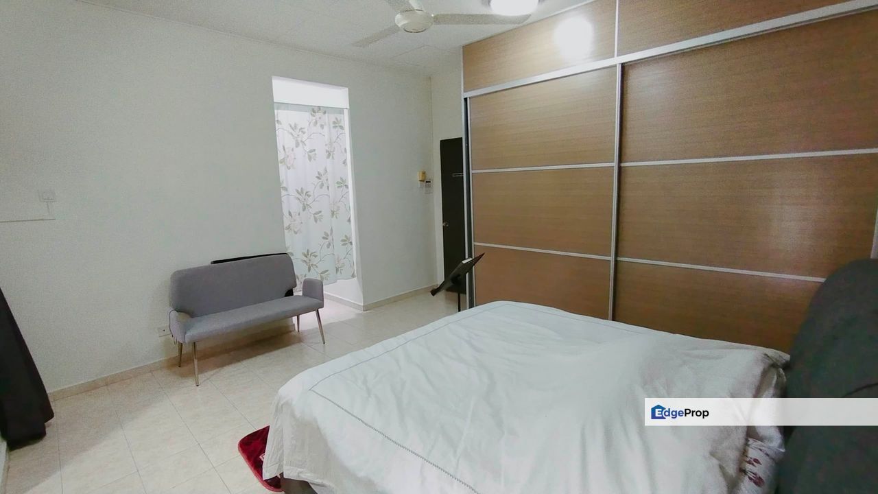 Renovated, extended, good condition, Selangor, Bukit Jelutong