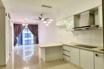 Renai Jelutong Residences