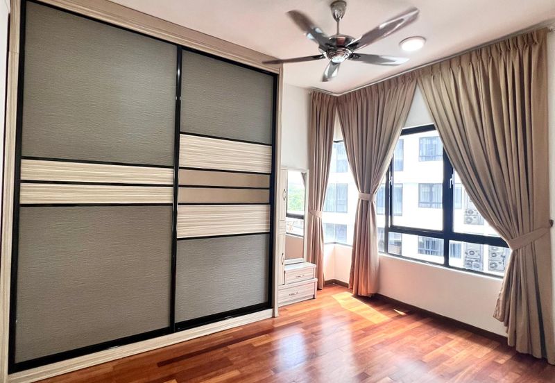 Renai Jelutong Residences