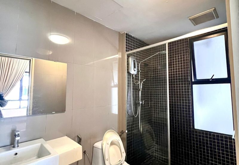 Renai Jelutong Residences