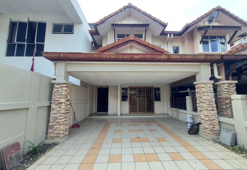 Jalan Spektrum U16 @ Taman Bukit Subang