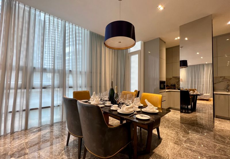 Face Platinum Suites