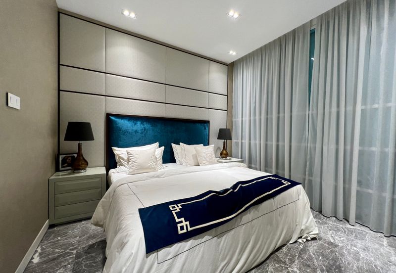 Face Platinum Suites