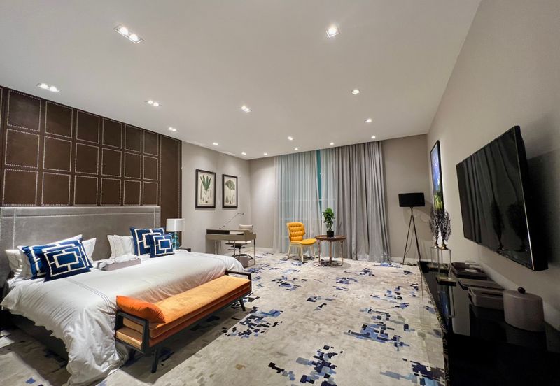 Face Platinum Suites