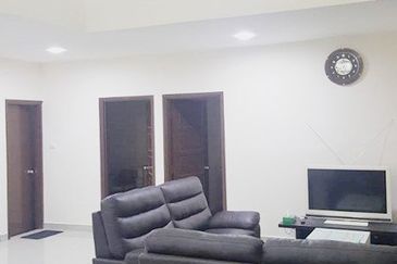 【Freehold】 Double Storey @ Meru Perdana