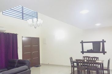 【Freehold】 Double Storey @ Meru Perdana