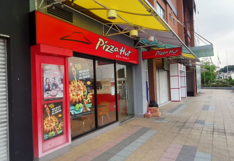 GLAMOUR SQUARE COMMERCIAL CENTRE