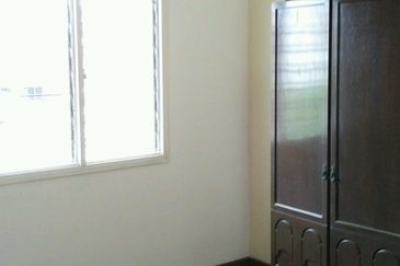 2 Storey【FREEHOLD + CORNER 】Ipoh Garden South