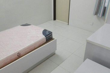 3 Storey Terrace House, 8R 6B @ Kampar Putra