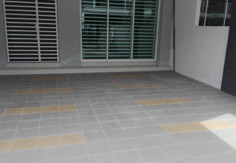 3 Storey Terrace House, 8R 6B @ Kampar Putra