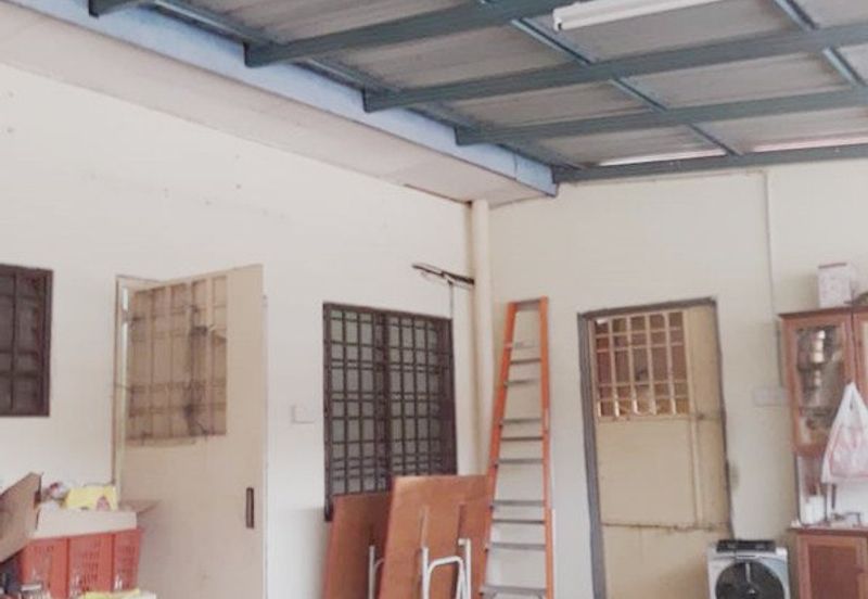 Single Storey Corner Lot @ Menglembu, Ipoh