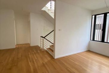 2.5 Storey Semi D, Luxury Twin Villas, Ipoh 