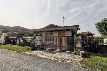 Single Storey Bungalow Lot, Ampang, Ipoh
