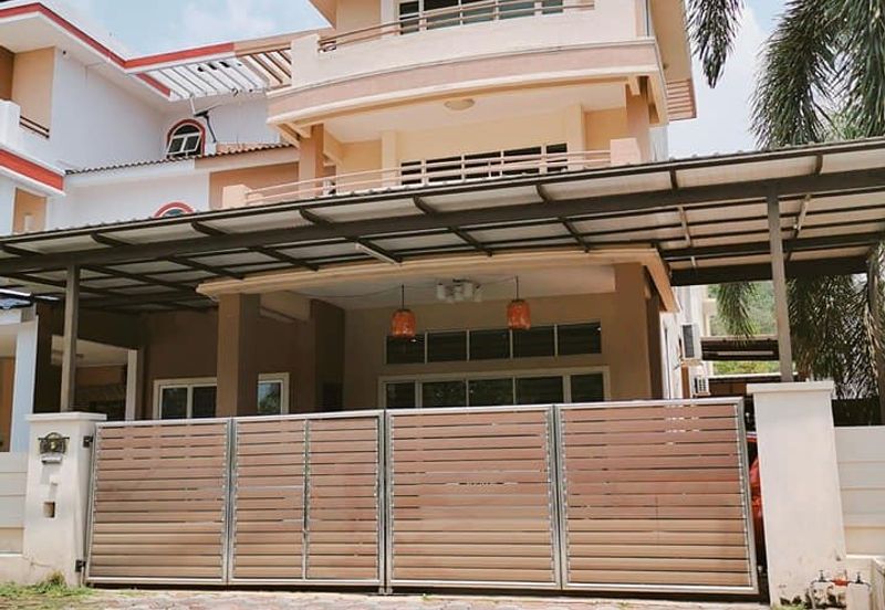 3 Storey Semi-Detached House @ Taman Pulai Mutiara