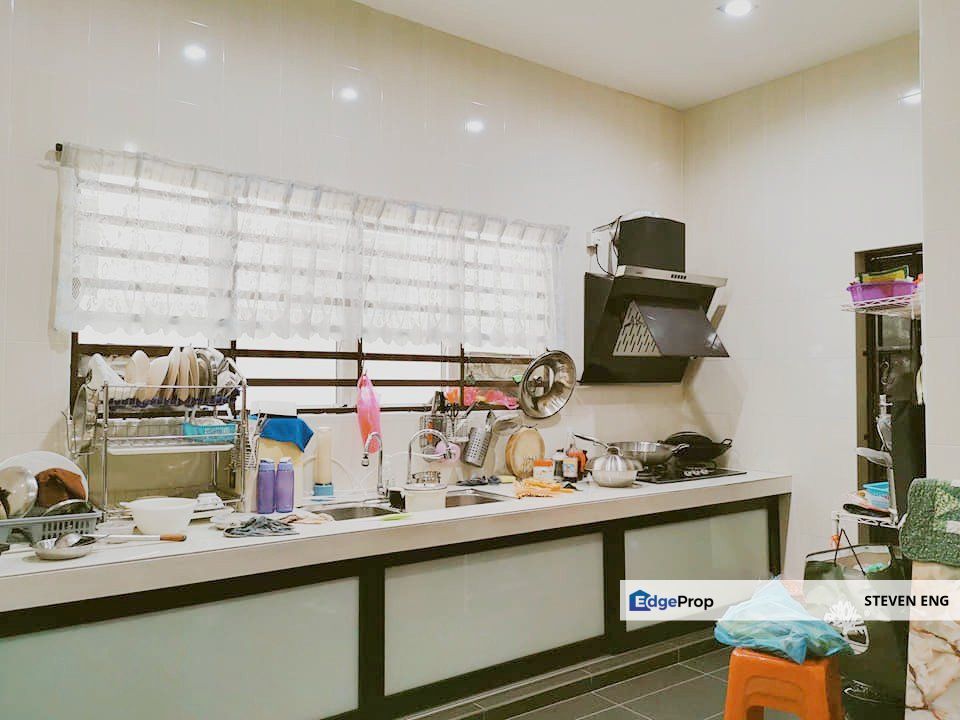 3 Storey Semi-Detached House @ Taman Pulai Mutiara, Perak, Ipoh