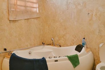 3 Storey Semi-Detached House @ Taman Pulai Mutiara