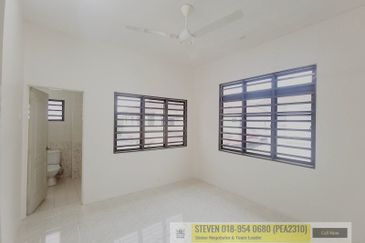 Double Storey Superlink, Endlot, Freehold, Klebang