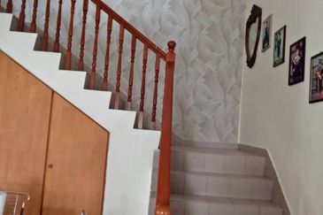 2 Storey Endlot FREEHOLD Taman Pinji Perdana, Ipoh