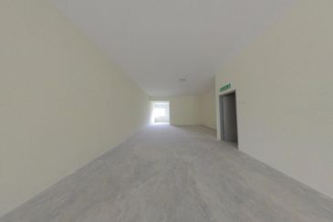 Double Storey Shoplot