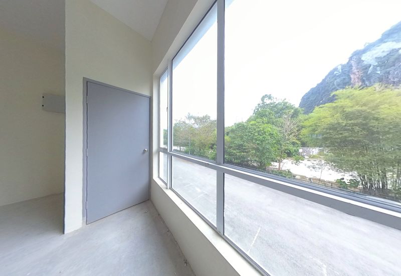 Double Storey Shoplot