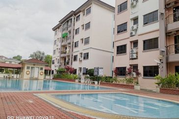 The Rayaria Condominium