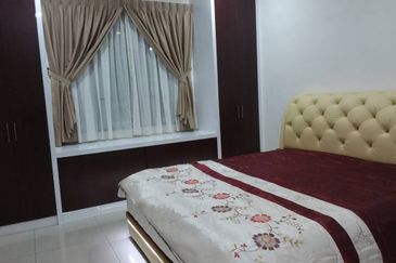 【NICE 👍】Double Storey Bungalow House