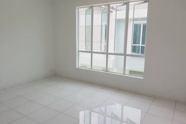 2 Storey Semi Detached, Parklane, Sri Klebang
