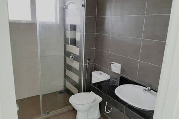 2 Storey Semi Detached, Parklane, Sri Klebang