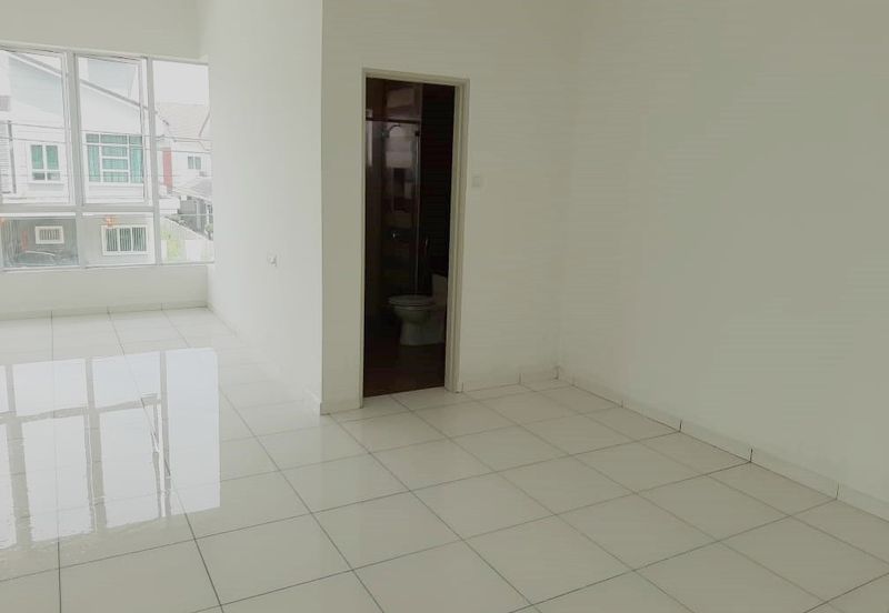 2 Storey Semi Detached, Parklane, Sri Klebang