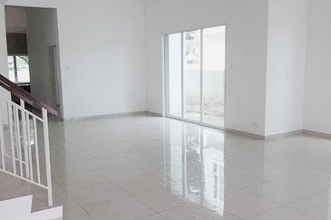 2 Storey Semi Detached, Parklane, Sri Klebang