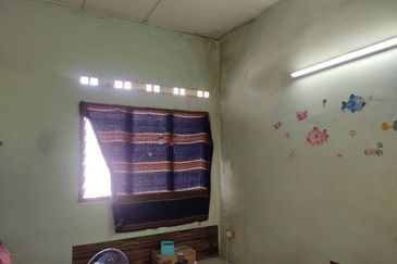 Single Storey Terrace @ Tasek, Ipoh