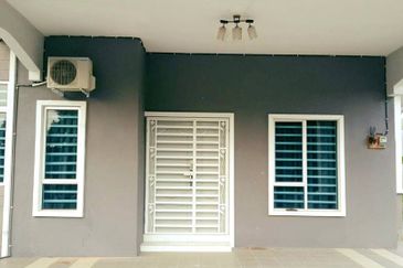 Rumah berkembah setingkat @ Taman Elit Klebang