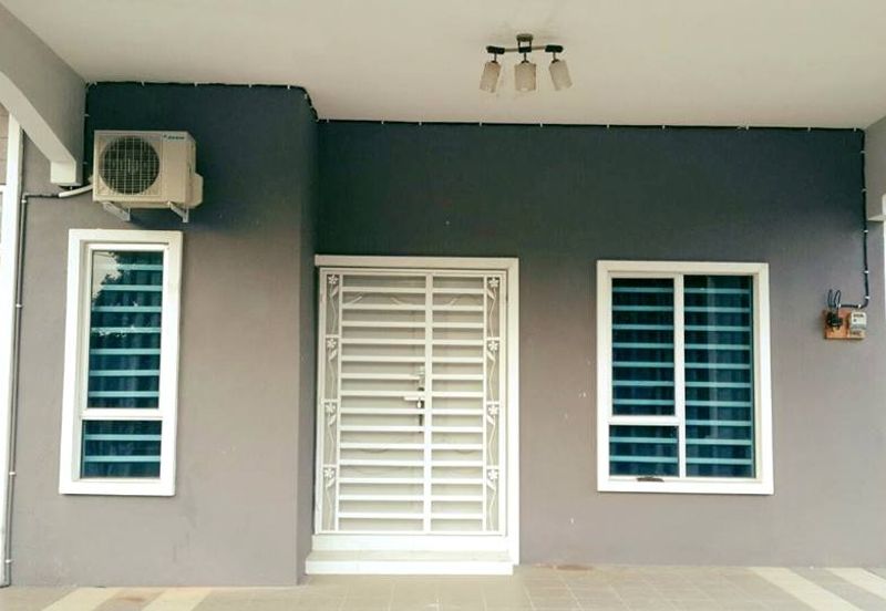 Rumah berkembah setingkat @ Taman Elit Klebang