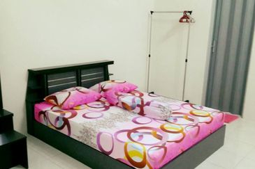 Rumah berkembah setingkat @ Taman Elit Klebang