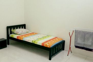 Rumah berkembah setingkat @ Taman Elit Klebang