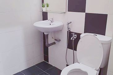 (RENOVATED) Double Storey Taman Koperasi, Ipoh