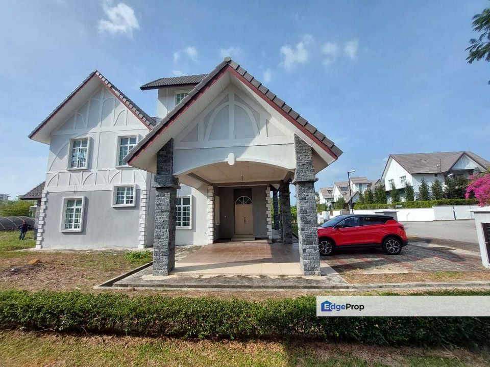 Very Big FREEHOLD Land 2 Storey Bungalow House Taman Belia